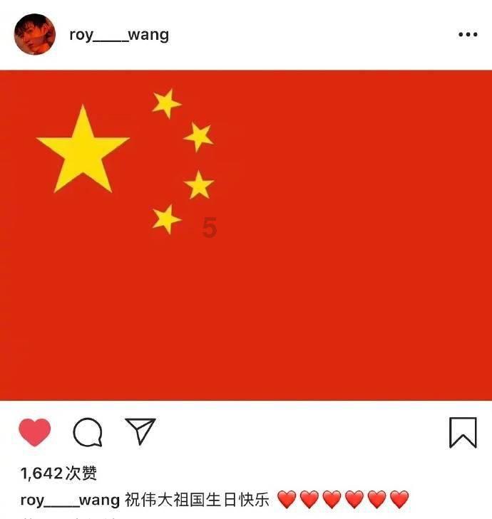玩具店里的娃娃