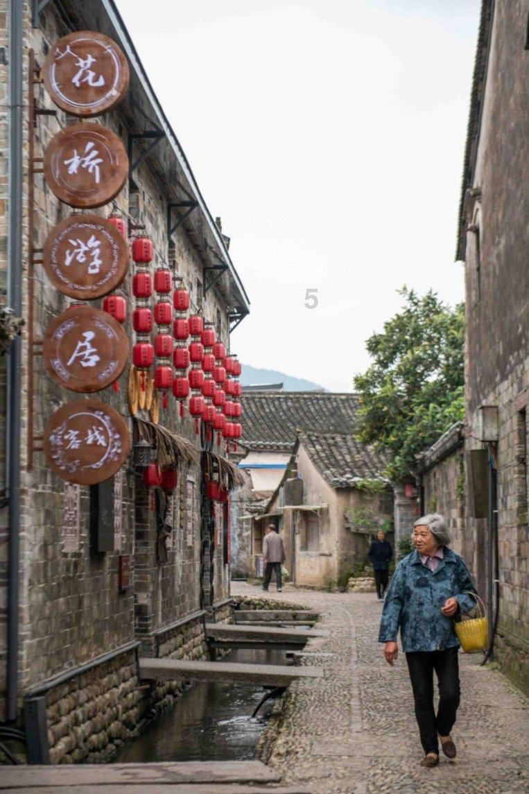 显示器只有1024